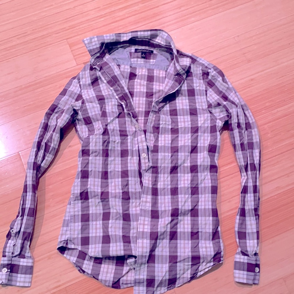 Like new Banana Republic small men’s button down
